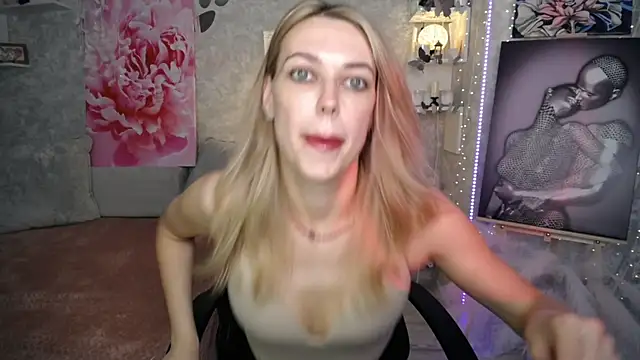 Snapshot of NickyAdamidi chatting on 07-24-26, 04:38 NickyAdamidi online show from 07-24-26, 04:38