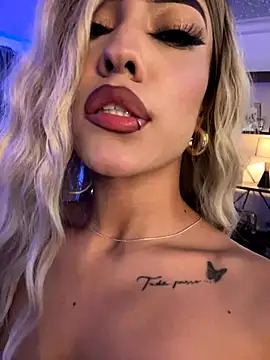 MystiqueXXX online show from 09-10-25, 01:44