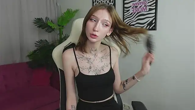 Snapshot of May_suki chatting on 01-12-26, 08:03 May suki online show from 01-12-26, 08:03