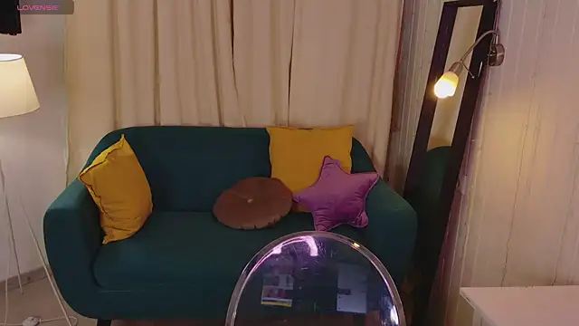 Snapshot of May_suki chatting on 03-07-26, 08:39 May suki online show from 03-07-26, 08:39