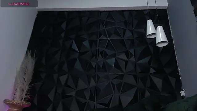 Snapshot of helenasaenz chatting on 11-05-25, 12:27 helenasaenz online show from 11-05-25, 12:27