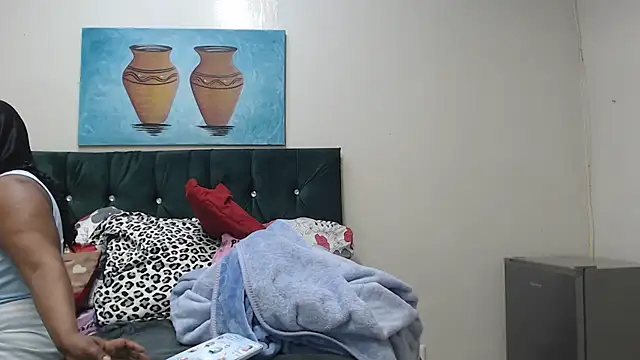 Snapshot of chockclitx5 chatting on 11-14-25, 07:34 chockclitx5 online show from 11-14-25, 07:34