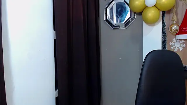 Snapshot of fire_and_moon chatting on 11-17-25, 01:55 fire and moon online show from 11-17-25, 01:55