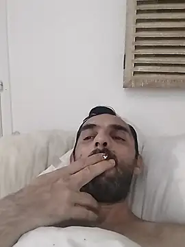 hotmen83 online show from 10-08-25, 08:50