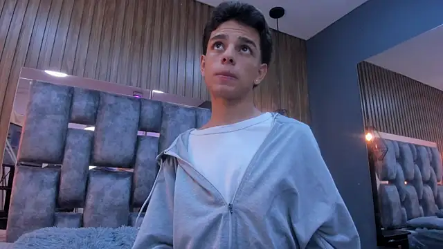 owen  johnson online show from 04-12-26, 11:26