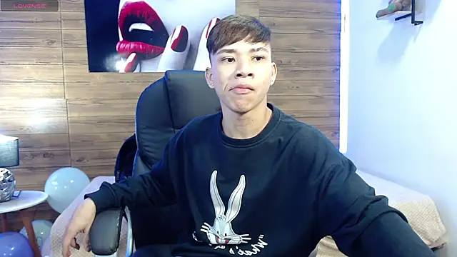 nathanclay online show from 10-09-25, 03:37