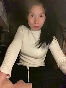 Snapshot of MinHiNi chatting on 11-03-25, 03:57 MinHiNi online show from 11-03-25, 03:57