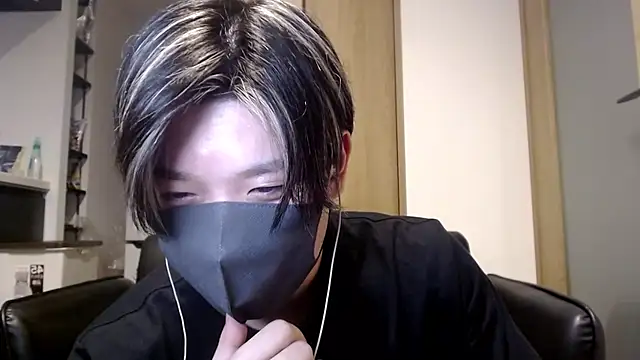 Snapshot of Mei-Tanaka chatting on 09-25-25, 01:48 Mei-Tanaka online show from 09-25-25, 01:48