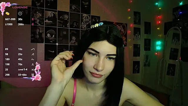 Snapshot of mskissa chatting on 09-08-25, 09:47 mskissa online show from 09-08-25, 09:47