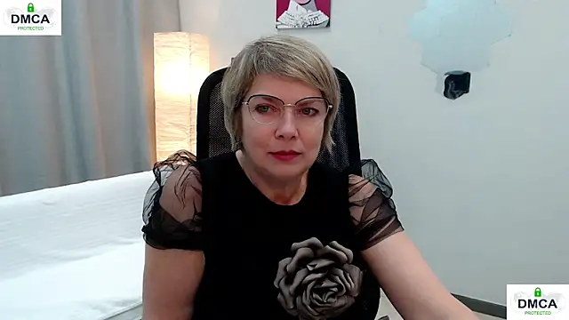 Snapshot of Pion_01 chatting on 05-04-26, 04:41 Pion 01 online show from 05-04-26, 04:41