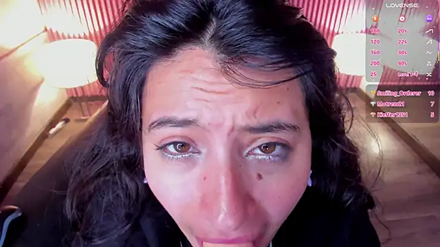 HollyHill  online show from 09-25-25, 01:15