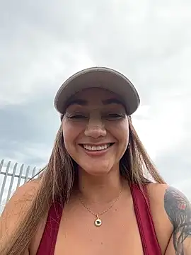 Ninabigtitied online show from 04-27-26, 07:23