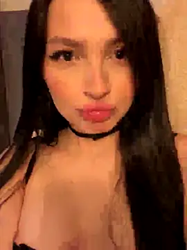 AlanaHurd online show from 10-19-25, 02:50