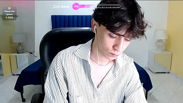 Snapshot of RoberthAlv chatting on 02-13-26, 01:51 RoberthAlv online show from 02-13-26, 01:51