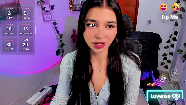 Snapshot of Elsa_Pataky chatting on 12-01-25, 02:22 Elsa Pataky online show from 12-01-25, 02:22