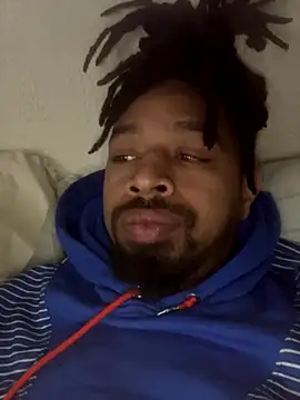 Snapshot of PittsburghKing chatting on 11-25-25, 04:29 PittsburghKing online show from 11-25-25, 04:29