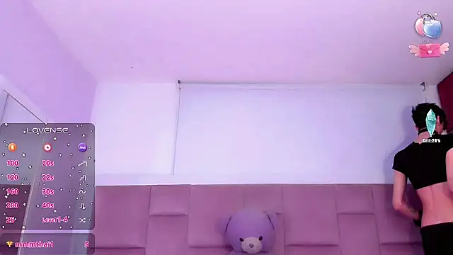 Snapshot of Baby_FenixTS chatting on 11-09-25, 04:38 Baby FenixTS online show from 11-09-25, 04:38