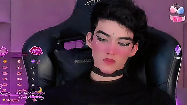 Snapshot of Baby_FenixTS chatting on 11-23-25, 07:35 Baby FenixTS online show from 11-23-25, 07:35