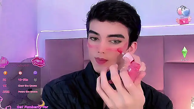 Snapshot of Baby_FenixTS chatting on 11-30-25, 07:40 Baby FenixTS online show from 11-30-25, 07:40