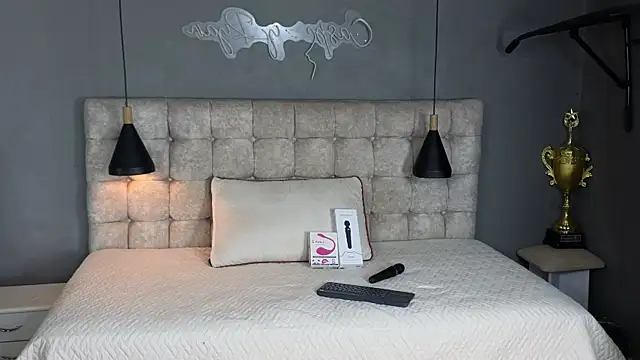 Horny nick18 online show from 11-08-25, 11:21