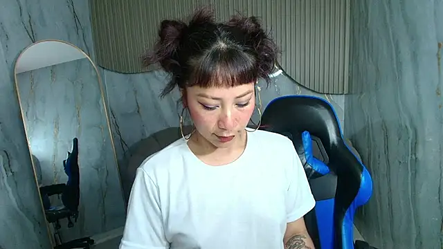 valentina r  online show from 01-11-26, 02:49