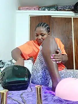 SweetHoney21  online show from 06-30-26, 05:14
