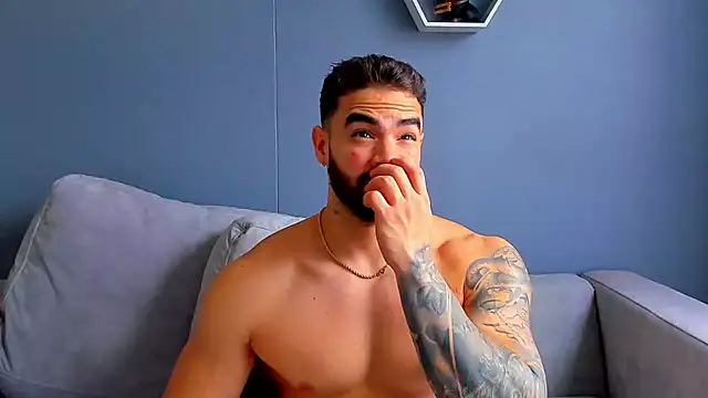 Paul Phoenix online show from 09-17-25, 08:32