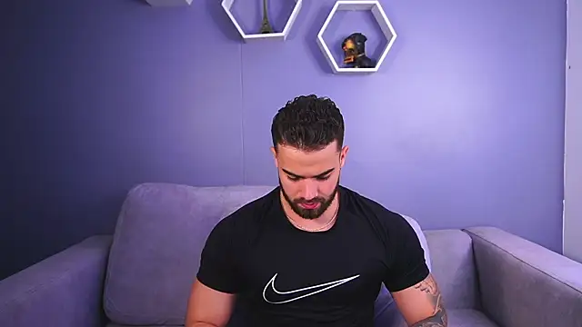 Paul Phoenix online show from 11-17-25, 07:52