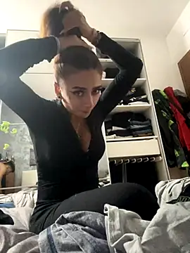 piccolaflo online show from 09-28-25, 02:39