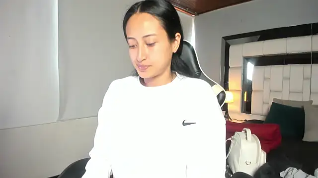 Adhara7 online show from 11-03-25, 07:48