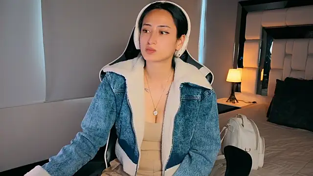 Adhara7 online show from 04-04-26, 07:22