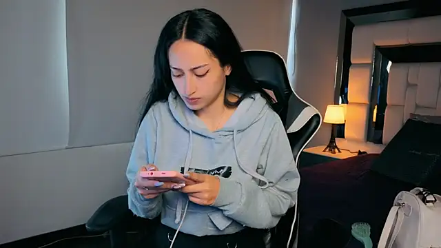 Adhara7 online show from 04-12-26, 07:41