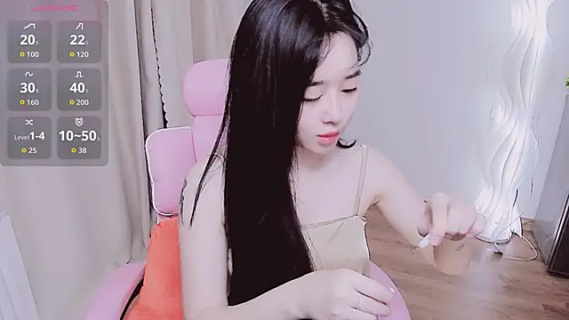 Snapshot of Miu-999 chatting on 10-31-25, 02:12 Miu-999 online show from 10-31-25, 02:12