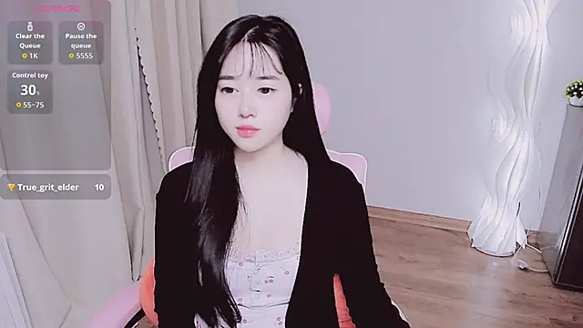 Snapshot of Miu-999 chatting on 11-06-25, 02:12 Miu-999 online show from 11-06-25, 02:12