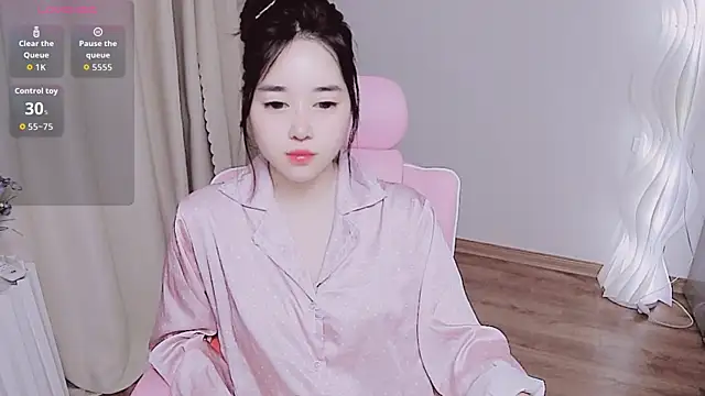 Snapshot of Miu-999 chatting on 11-11-25, 02:22 Miu-999 online show from 11-11-25, 02:22