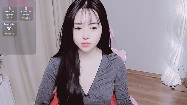 Snapshot of Miu-999 chatting on 11-14-25, 02:10 Miu-999 online show from 11-14-25, 02:10