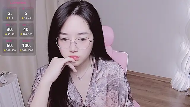 Snapshot of Miu-999 chatting on 11-26-25, 02:23 Miu-999 online show from 11-26-25, 02:23