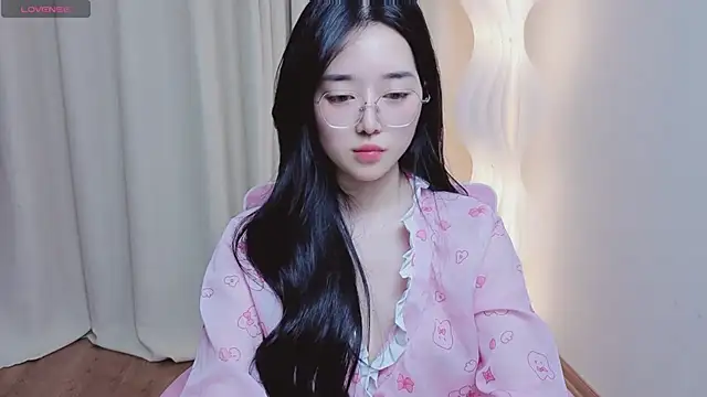 Miu-999 online show from 04-11-26, 07:45