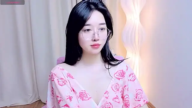 Miu-999 online show from 04-24-26, 07:00