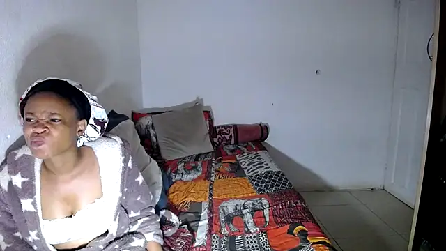 EbonyEssence online show from 04-11-26, 04:28