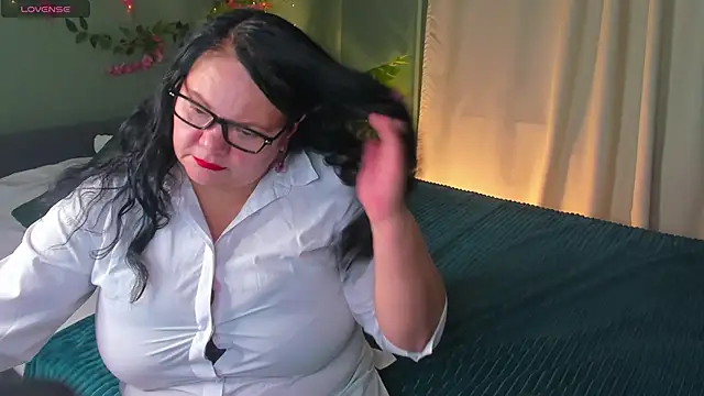 Snapshot of sandra_jackson chatting on 10-09-25, 02:53 sandra jackson online show from 10-09-25, 02:53