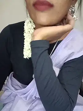 Snapshot of Tamil_kavinila chatting on 05-30-26, 05:37 Tamil kavinila online show from 05-30-26, 05:37