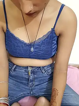 Naira-Tripathi online show from 09-26-25, 05:00