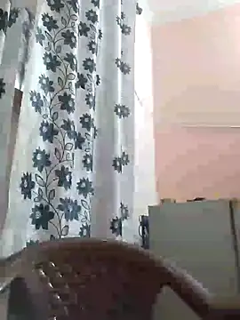 Snapshot of poojam93 chatting on 02-23-26, 03:31 poojam93 online show from 02-23-26, 03:31