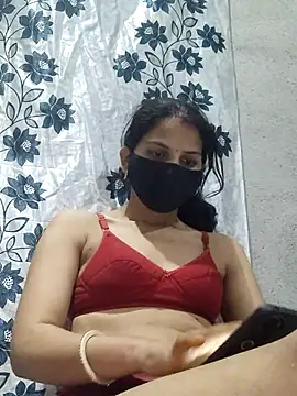 poojam93 online show from 05-25-26, 03:12