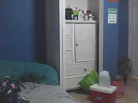 Snapshot of sarahkat86 chatting on 10-09-25, 01:03 sarahkat86 online show from 10-09-25, 01:03