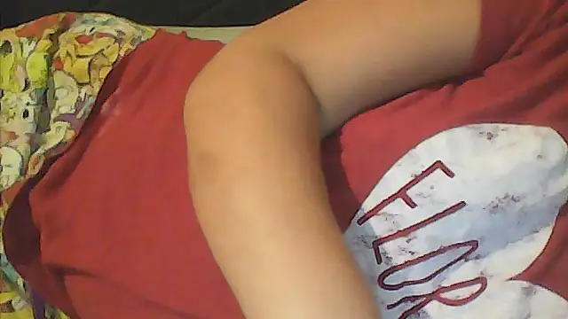 sarahkat86 online show from 03-02-26, 12:46