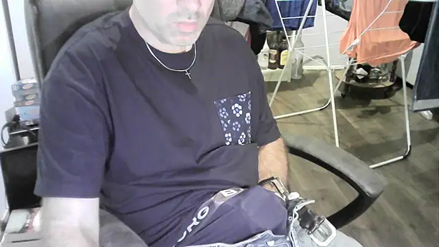 Chrisprngr online show from 09-12-25, 04:29