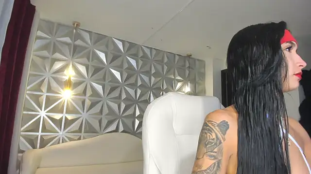 hellen tease online show from 12-22-25, 12:46