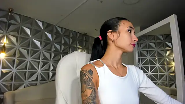 hellen tease online show from 01-16-26, 01:04